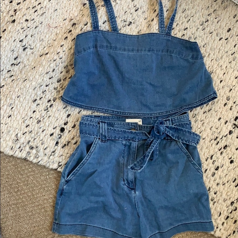 Aritiza Top and Bottom